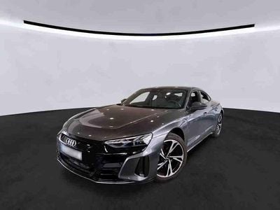 Cinzento Usado 2021 Audi e-tron GT quattro Sedan | € 54.500 (Super Preço)