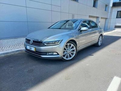 Cinzento Usado 2015 VW Passat Sedan | € 17.500