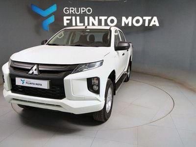 Branco Usado 2023 Mitsubishi Colt Invite | € 31.990