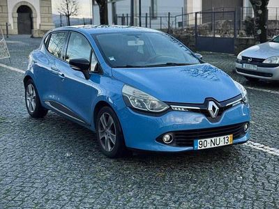 Usado Renault Clio IV 90 HP (66 kW) 2013 Azul