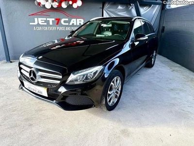 Usado Mercedes C220 Avantgarde 170 HP (125 kW) 2015 Preto Sedan