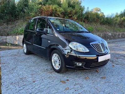 Outra Usado 2010 Lancia Musa Monovolume | € 4.750