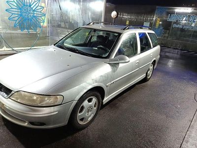 Usado Opel Vectra Elegance 100 HP (73 kW) 2000 Sedan