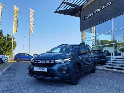 Verde Usado 2024 Dacia Jogger Monovolume | € 20.490 (Preço justo)