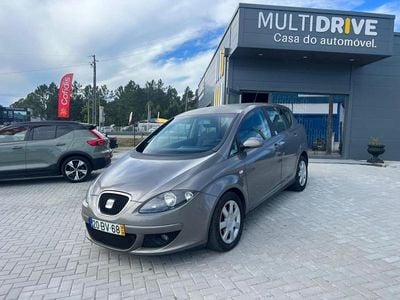 Cinzento Usado 2006 Seat Toledo SUV | € 6.000