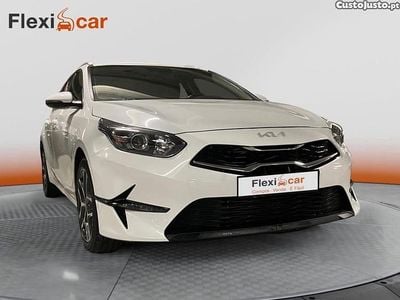 Usado Kia Ceed Sportswagon Sport 120 HP (88 kW) 2022 Branco Carrinha