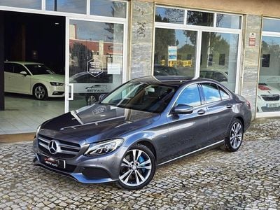 Cinza Usado 2017 Mercedes C350e Sedan | € 20.950