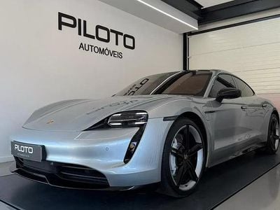 Cinzento prata metalizado Usado 2020 Porsche Taycan 4S Sedan | € 72.000 (Caro)
