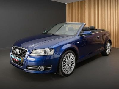 Usado Audi A3 140 HP (102 kW) 2013 Azul Cabrios