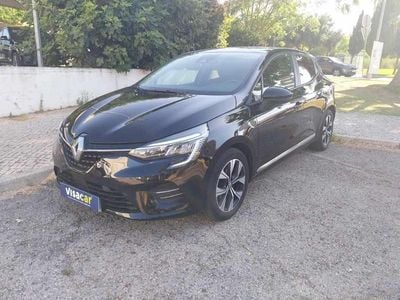 Preto Usado 2023 Renault Clio V Evolution | € 17.750 (Preço justo)