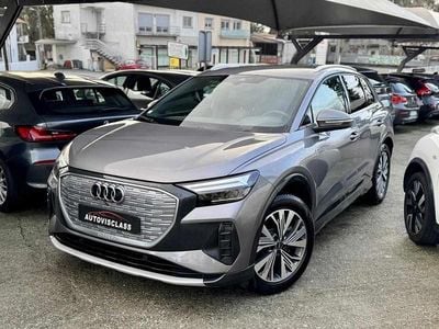 Usado Audi Q4 e-tron 150 kW (204 HP) 2022 Cinzento SUV