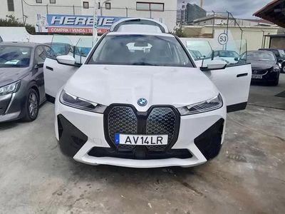 Usado BMW iX 239 kW (326 HP) 2023 Branco SUV