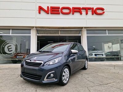 Usado Peugeot 108 Style 82 HP (60 kW) 2018 Antracite Citadino