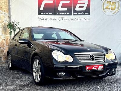 Preto Usado 2001 Mercedes C220 Coupé | € 6.250 (Bom preço)