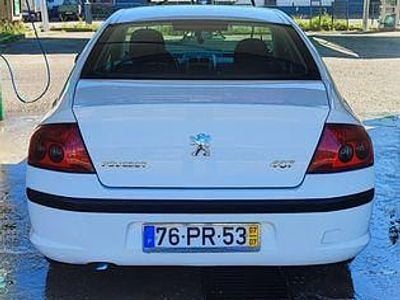 Peugeot 407