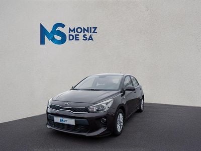 Usado Kia Rio EX 84 HP (61 kW) 2017 Castanho
