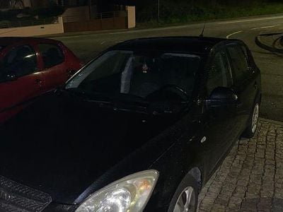 Usado 2008 Kia Ceed Citadino | € 4.500