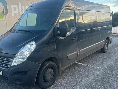 Usado Renault Master 170 HP (125 kW) 2018 Preto Carrinha