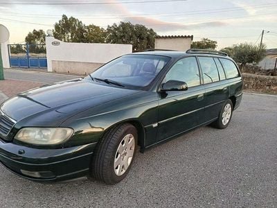 Usado 2001 Opel Omega Sedan | € 1.700
