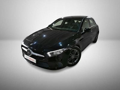 Preto Usado 2018 Mercedes A180 Style | € 23.990 (Preço justo)