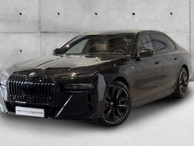 Preto sapphire metalizada cortinas dos vidros laterais traseiros Usado 2023 BMW i7 Comfort Edition Sedan | € 145.946