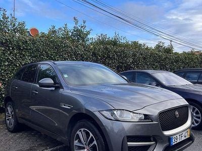 Usado 2017 Jaguar F-Pace R SUV | € 21.400