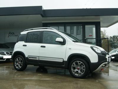 Branco (metalizado) Usado 2022 Fiat Panda Cross Cross Citadino | € 17.950 (Caro)