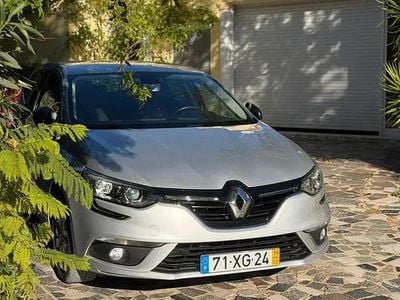 Cinza Usado 2019 Renault Mégane IV | € 14.900 (Preço justo)