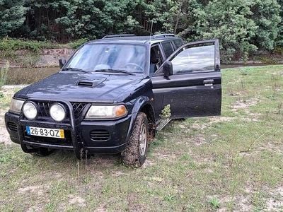 Preto Usado 2001 Mitsubishi Pajero Sport SUV | € 9.500
