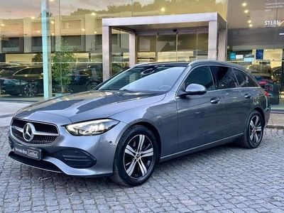 Cinza selenite Usado 2024 Mercedes C220 Advanced Carrinha | € 47.970 (Preço justo)