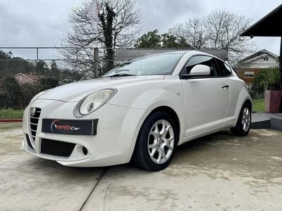 Usado Alfa Romeo MiTo Distinctive 120 HP (88 kW) 2010 Bege Citadino