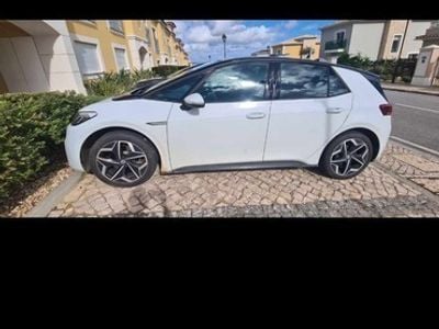 Branco Usado 2021 VW ID.3 Pure Citadino | € 25.500