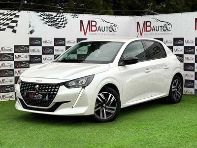 Branco Usado 2022 Peugeot 208 Allure Citadino | € 17.500 (Preço elevado)