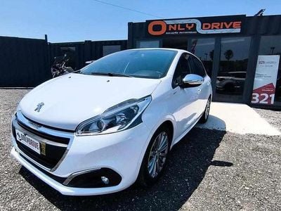 Usado Peugeot 208 99 HP (72 kW) 2018 Branco Citadino