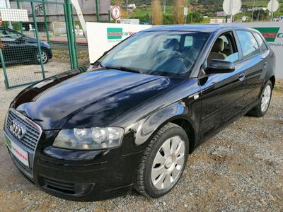 usado Audi A3 Sportback 1.6 FSi Attraction