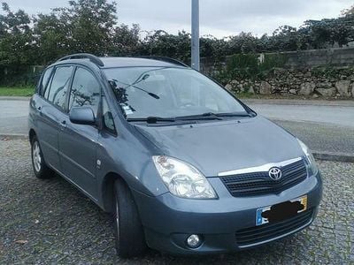 Usado 2002 Toyota Corolla Verso Monovolume | € 3.700