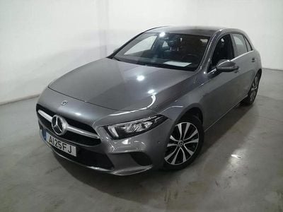 Cinza antracite Usado 2021 Mercedes A250 Style Citadino | € 23.700 (Bom preço)