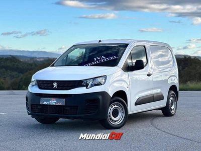 Branco Usado 2021 Peugeot Partner Monovolume | € 13.900 (Preço justo)