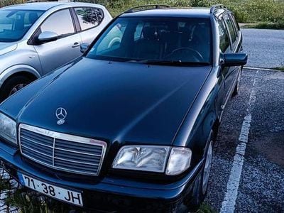 Usado 1997 Mercedes C200 Carrinha | € 1.500
