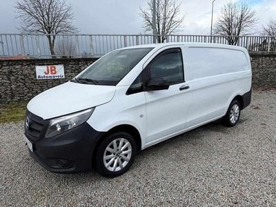 Usado Mercedes Vito 136 HP (100 kW) 2018 Branco Van