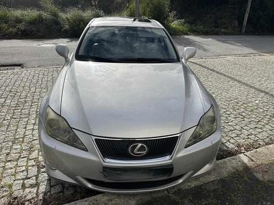 Cinzento Usado 2006 Lexus IS250 | € 9.000