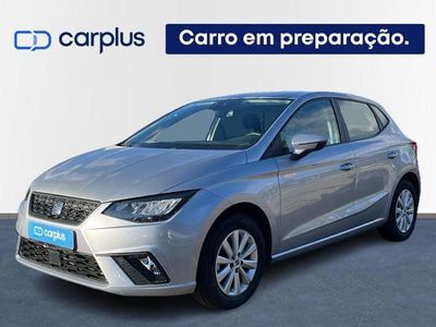 Cinza Usado 2024 Seat Ibiza Style | € 18.500 (Preço justo)