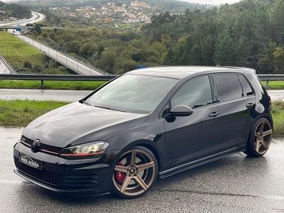 Preto Usado 2015 VW Golf VII GTI | € 26.350 (Caro)