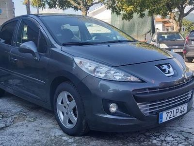 usado Peugeot 207 1.4 HDi Active (70cv) (5p)