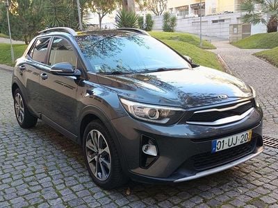 Usado 2018 Kia Stonic SUV | € 14.500 (Preço justo)