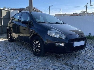 Usado 2014 Fiat Punto Sedan | € 3.250 (Preço justo)