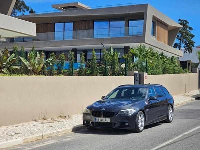 Cinzento Usado 2011 BMW 520 Sport Line Carrinha | € 14.900
