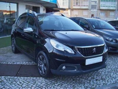 Usado Peugeot 2008 82 HP (60 kW) 2016 Preto SUV