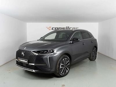 Cinza Usado 2024 DS Automobiles DS7 Crossback Rivoli SUV | € 37.680 (Preço justo)