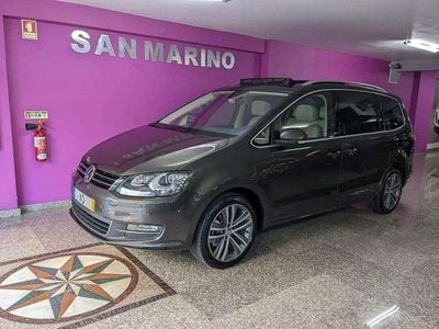 Usado VW Sharan Highline 177 HP (130 kW) 2019 Castanho Monovolume